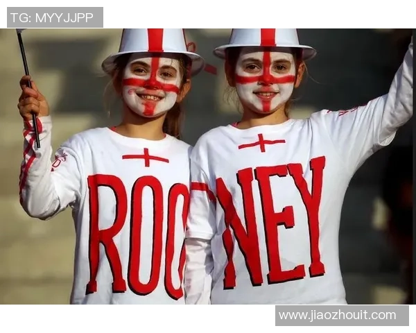 球迷倾尽心血收集32强球员签名成就珍贵收藏